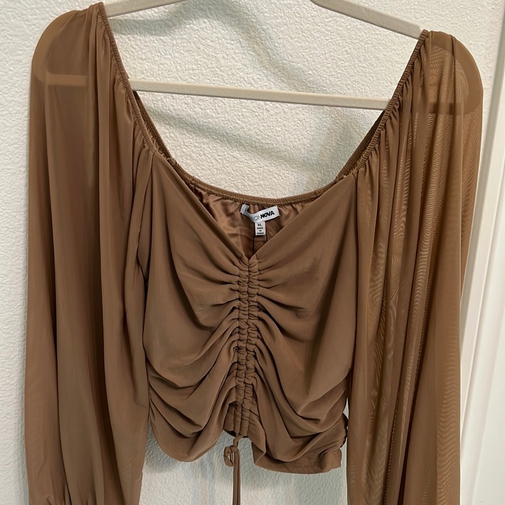 Fashion Nova cinched top XL